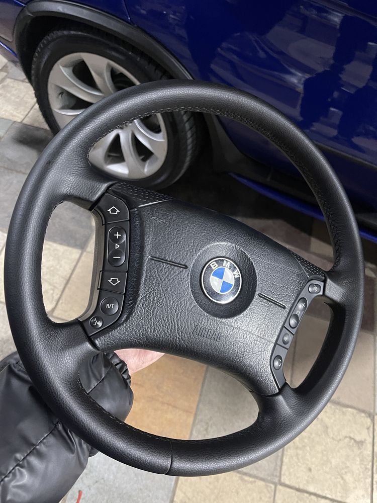 Продаю запчасти на BMW X5 e53