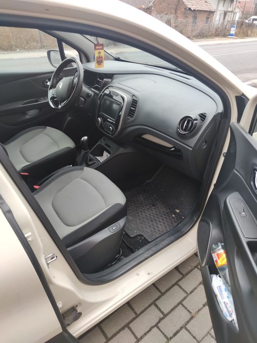 Vând Renault Captur
