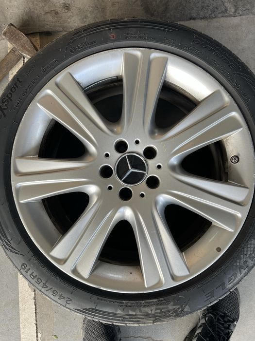 Jante mercedes r19 r18 se potrivesc pe mai multe modele