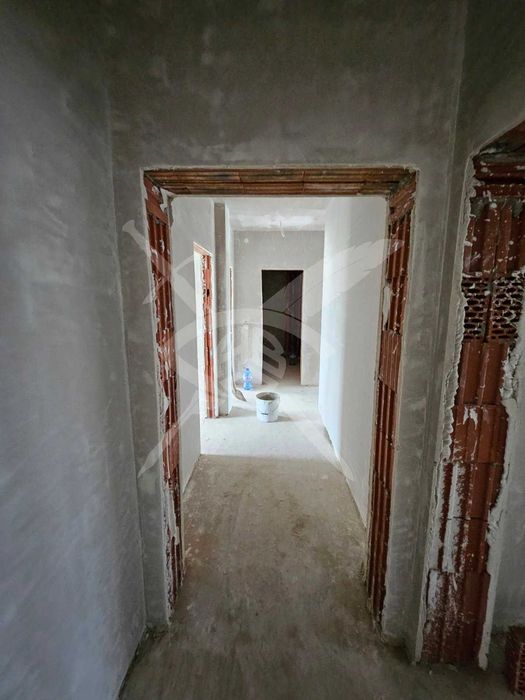 Продава се Тристаен апартамент в Приморско - 99 кв.м за 1213 €/кв.м - Снимка #2