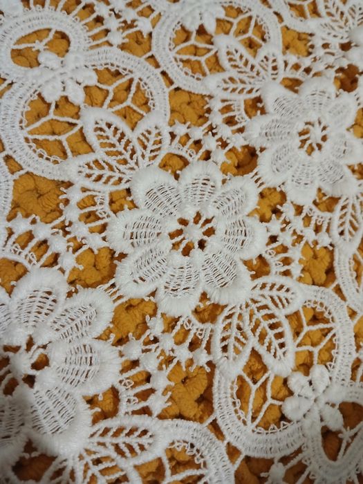 Декоративна мини покривка 35/85