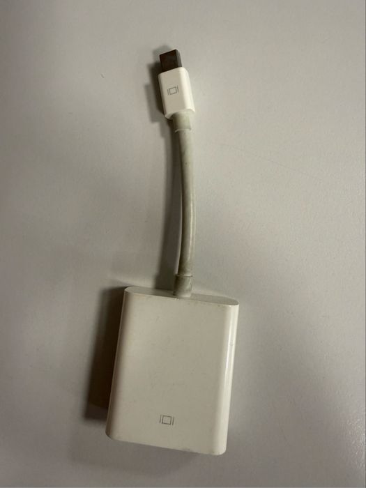 Adaptor Apple MacBook