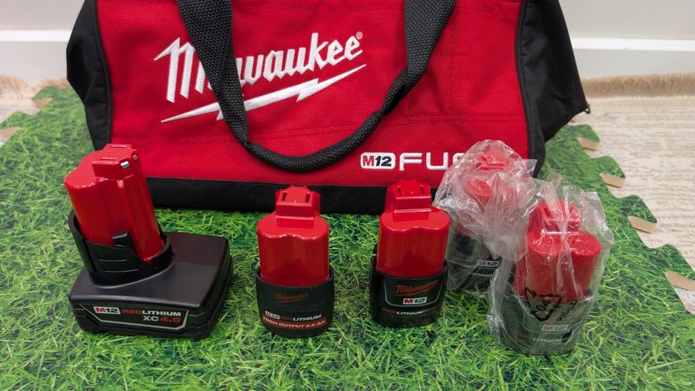 Аккумуляторы Milwaukee M12