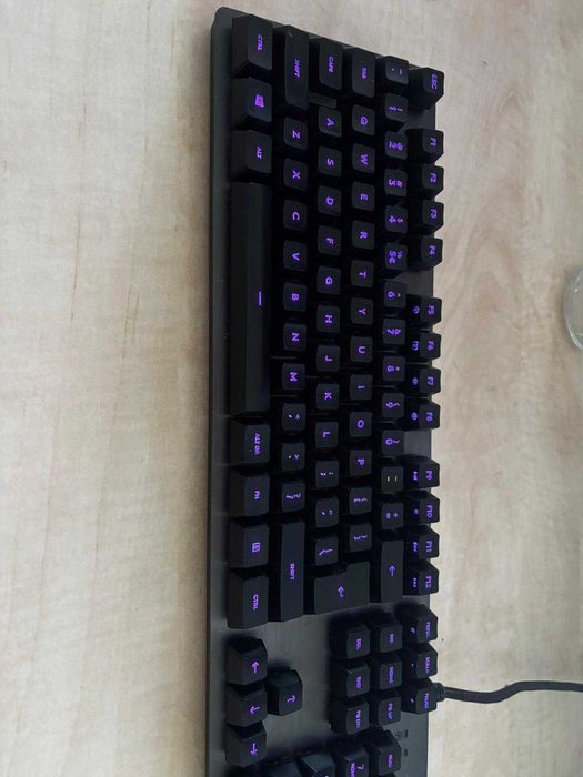 Vând set complet gaming Logitech în stare bună