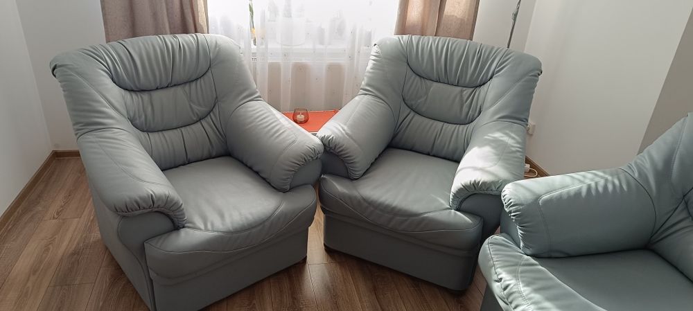 Set canapea cu fotolii