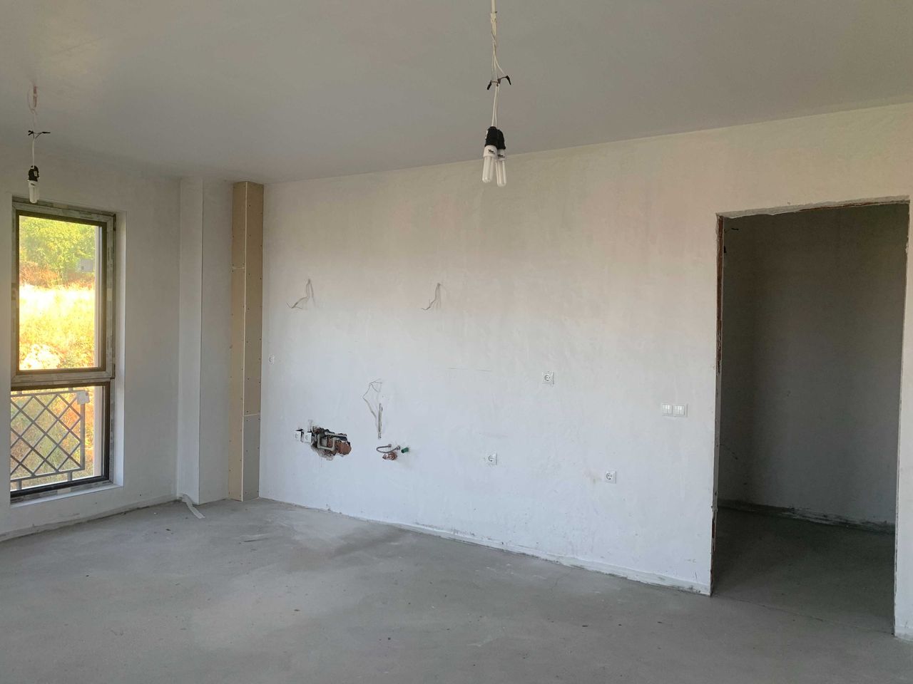 Продава се Четиристаен апартамент в Карлово - 119 кв.м за 1503 €/кв.м - Снимка #14