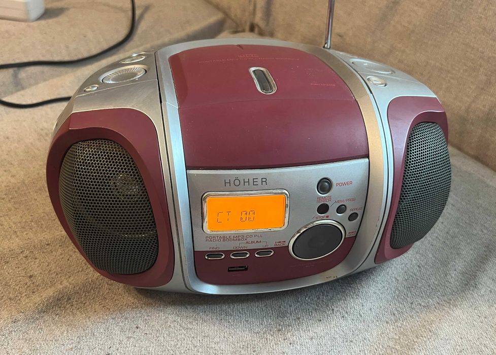Radio CD Player Hoher RCD1937 cu USB si MP3 - Stare buna