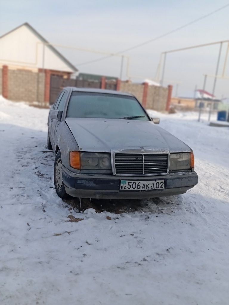 Мерседес бенз E230