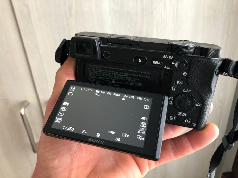 Sony a6300 mirrorless 4k body