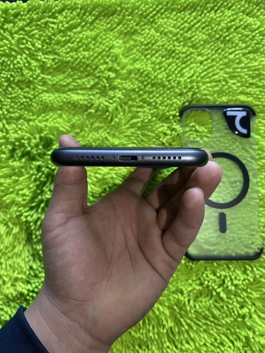 iPhone 11 (64 Gb) USA