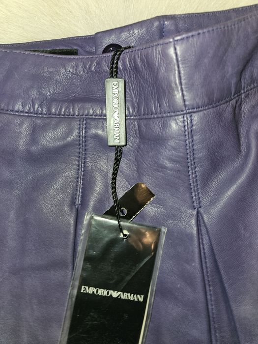 Vand  fusta Emporio Armani  piele naturala fina mov 38