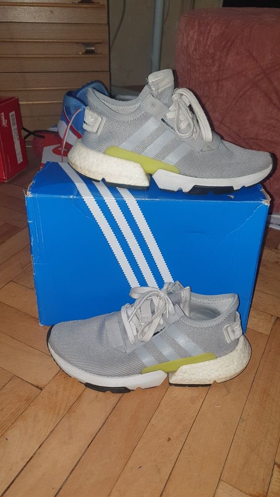 Маратонки Adidas -42н.