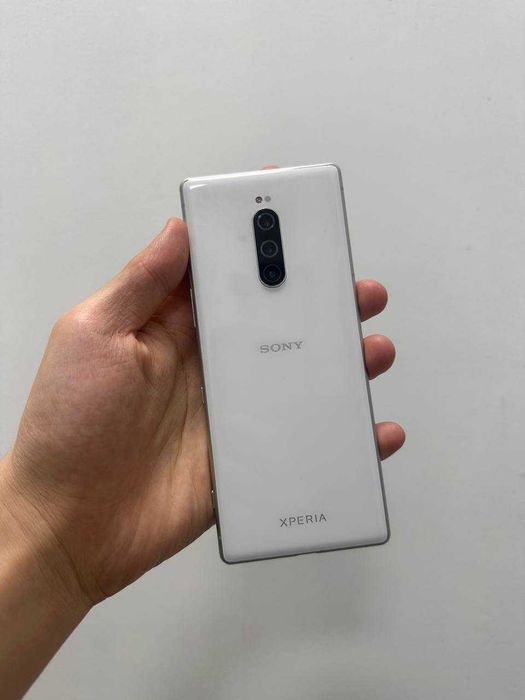 Марка смартфона: Sony Xperia 1