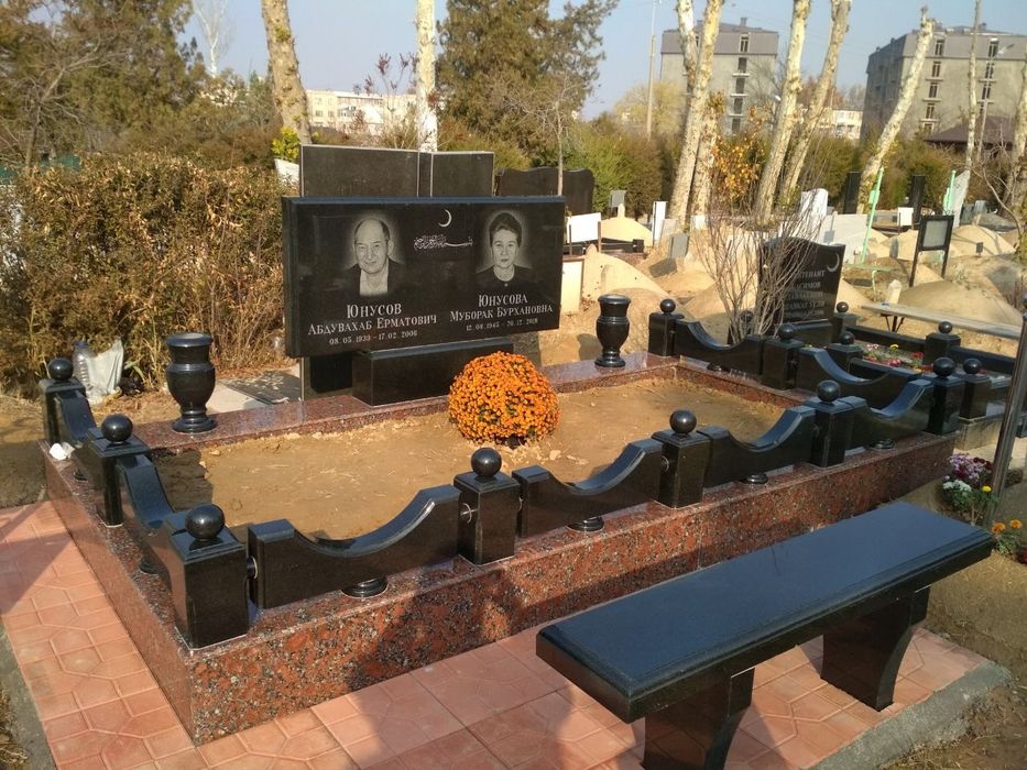 Памятники из Гранита