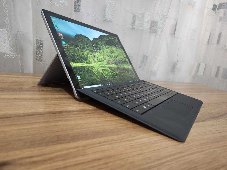 Microsoft Surface Pro 4