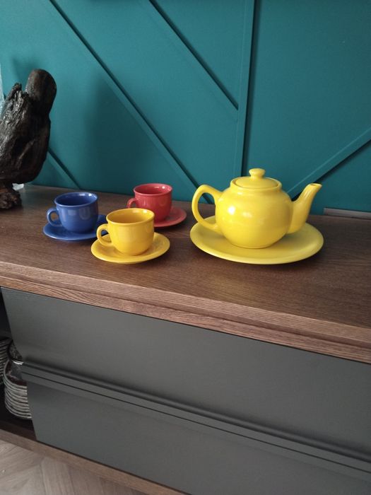 Чайный набор.  Глазурованная керамика