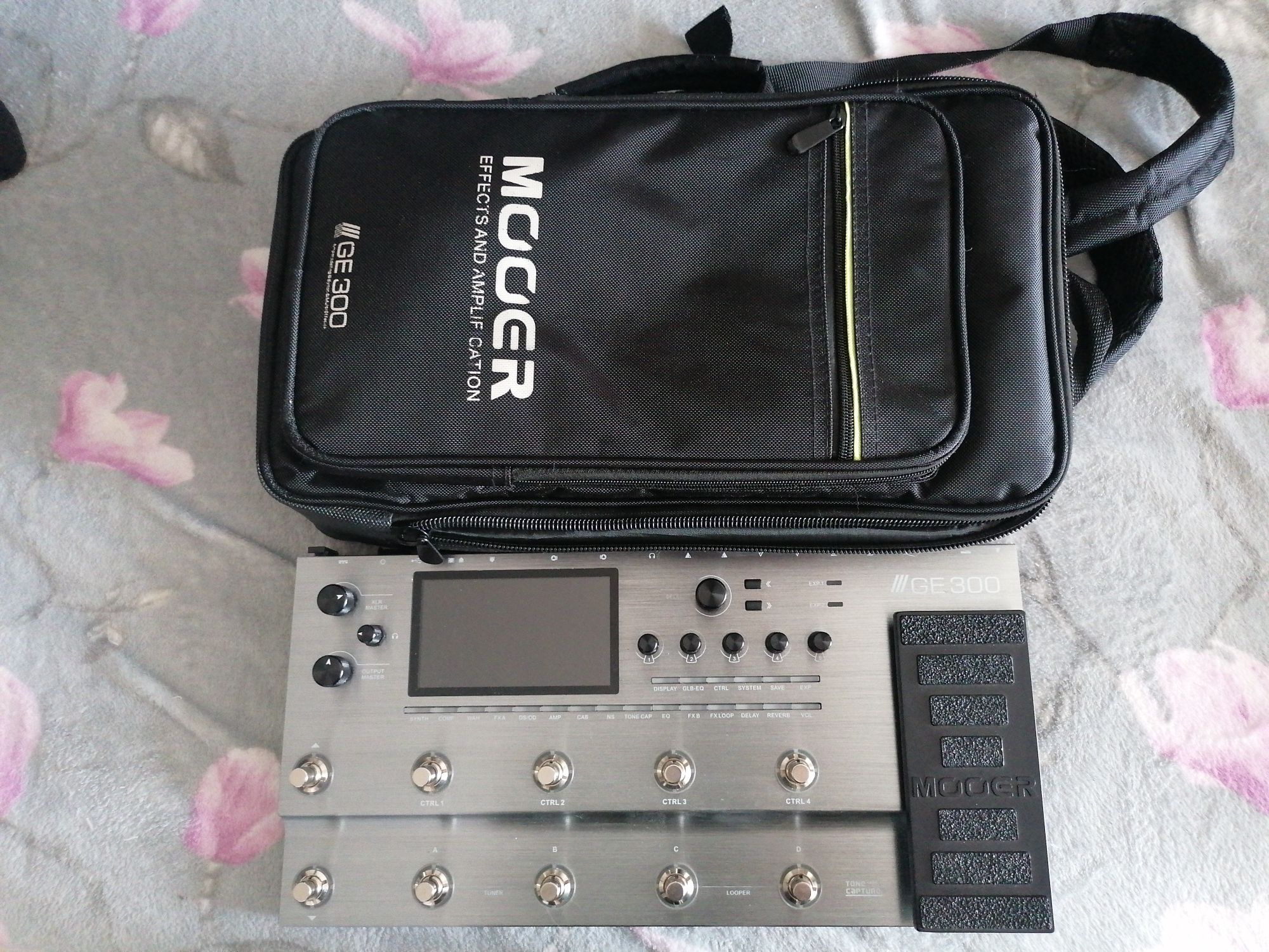 Procesor chitara Mooer Ge300+husa