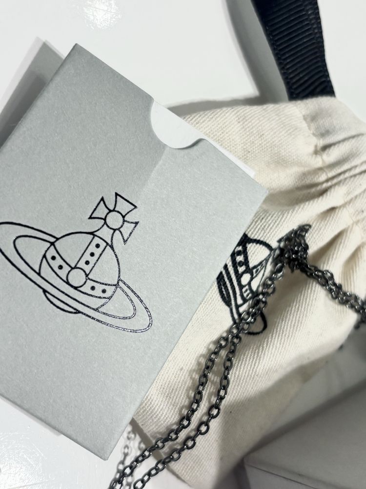 Vivienne Westwood Bat Wings Orb Колие