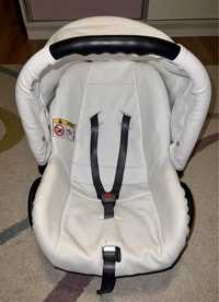 Столче за кола за бебе