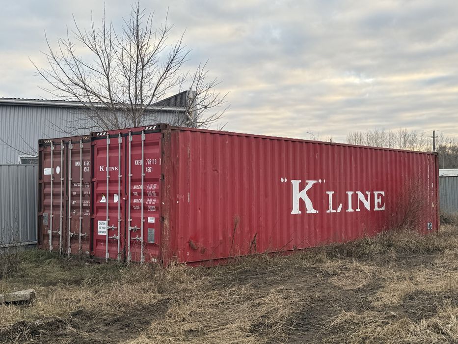 Продам два контейнера