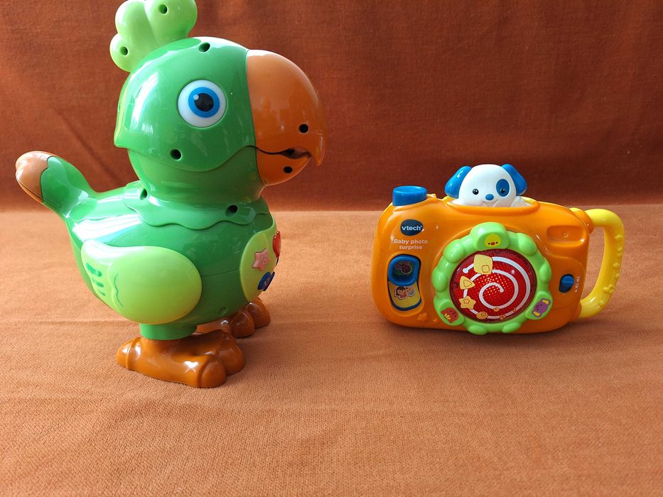 Set jucarii - Papagal vorbitor + Aparat foto 35 melodii