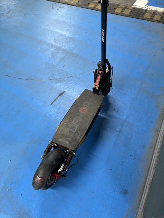 Vand trotineta in stare buna