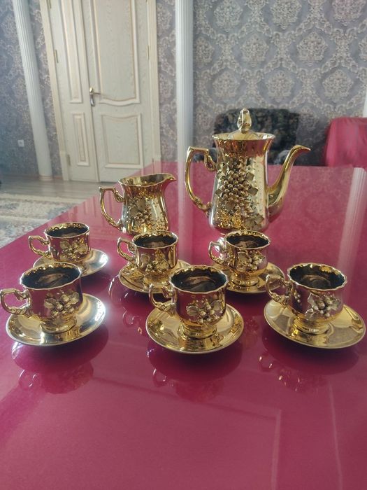 Продаётся чайный сервиз