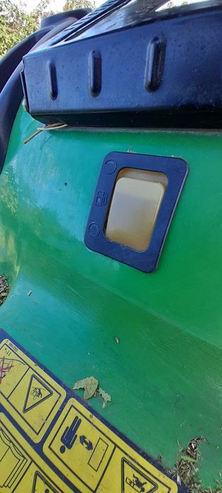 Tractoras de tuns iarba JOHN DEERE L 107