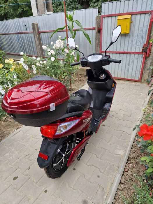 Scooter electric