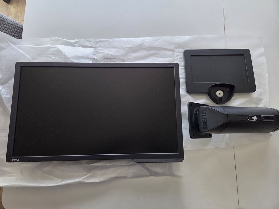 Монитор BenQ XL 24 инча