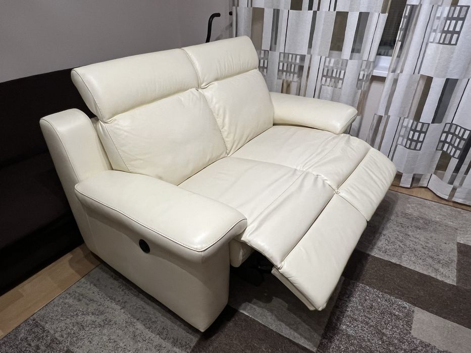 Canapea 2 locuri electrica cu recliner Mobexpert