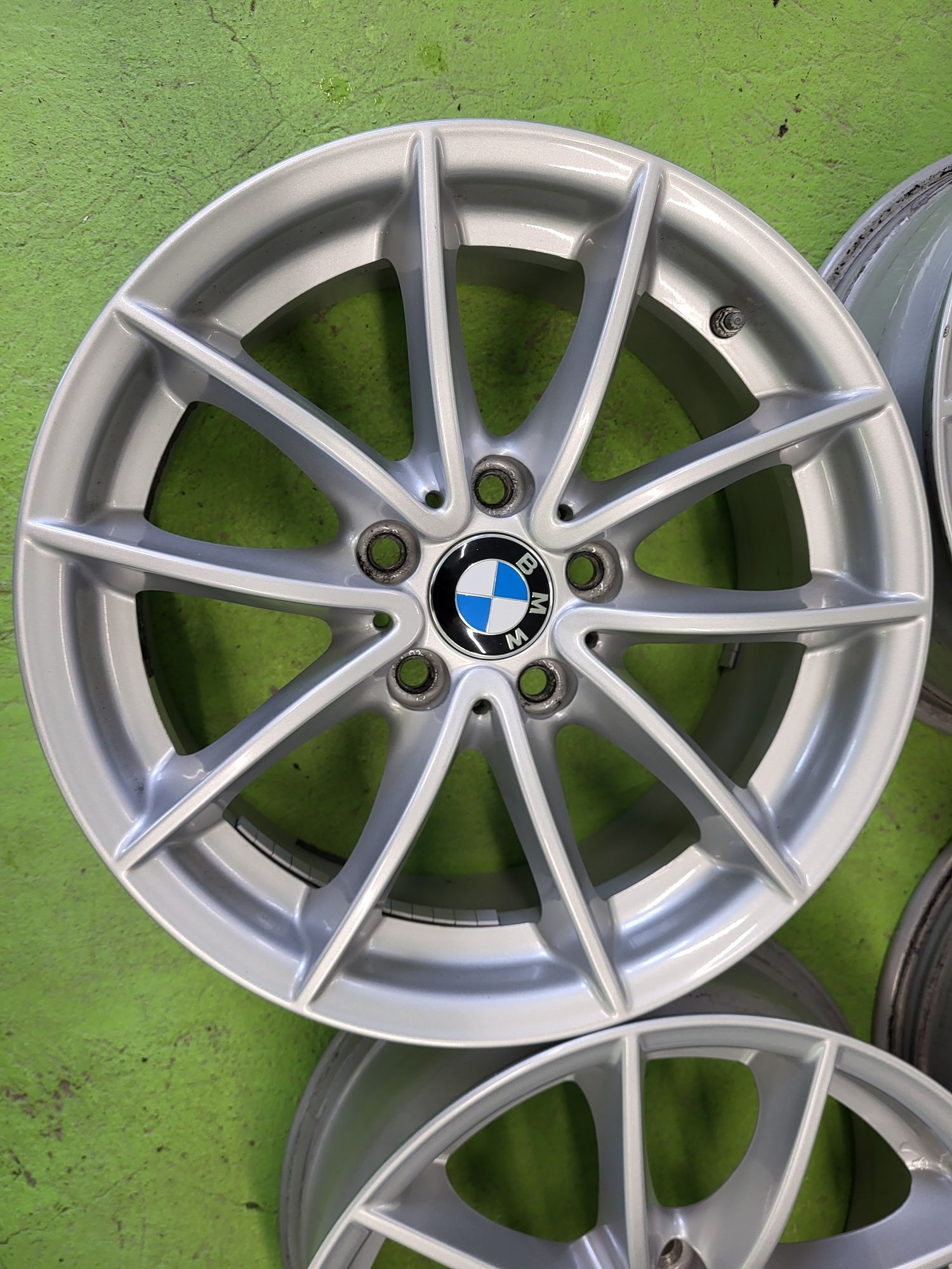 17 5x120 Bmw X3 F25 E90 лети джанти 5х120 бмв