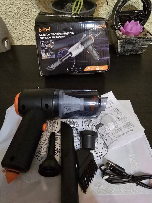 Aspirator Auto,fara fir  6 in 1..