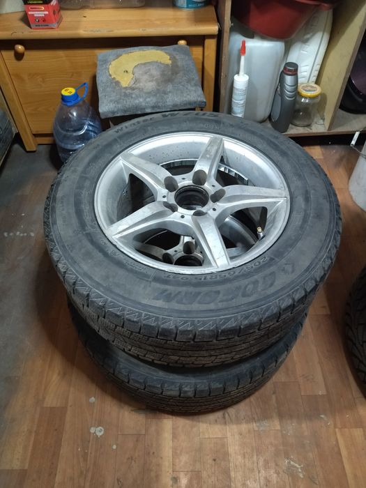 Диски от мерса w 124  R15 .2 шт