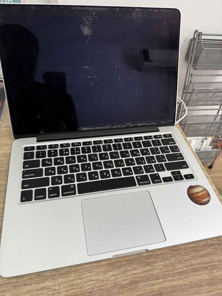 Продам свой MacBook pro 2016г/ core i5 / 8гб/ 500гб ssd