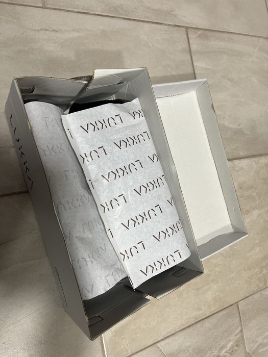 Pantofi piele întoarsă model nou