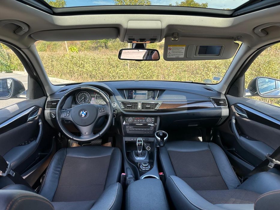 Bmw x1 4x4/Panoramic/xenon/Automat/Facelift