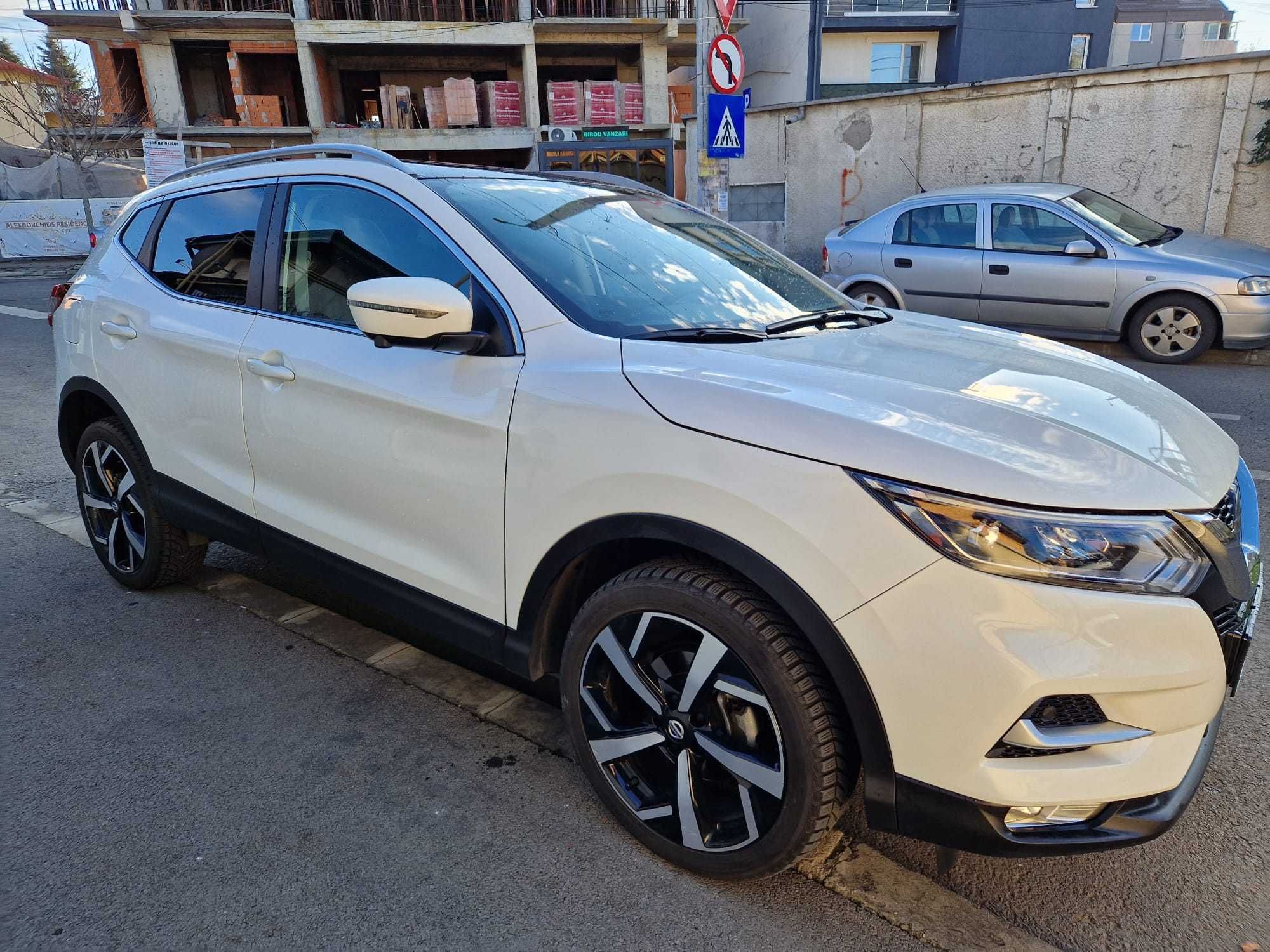 Nissan Qashqai Tekna 1.3 L 157 CP in garantie