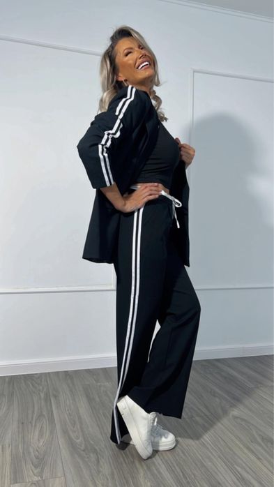 Costum casual format din 2 piese versatil