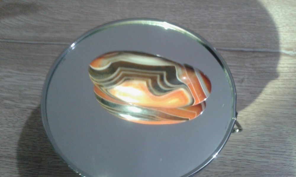 Минерал - Ахат