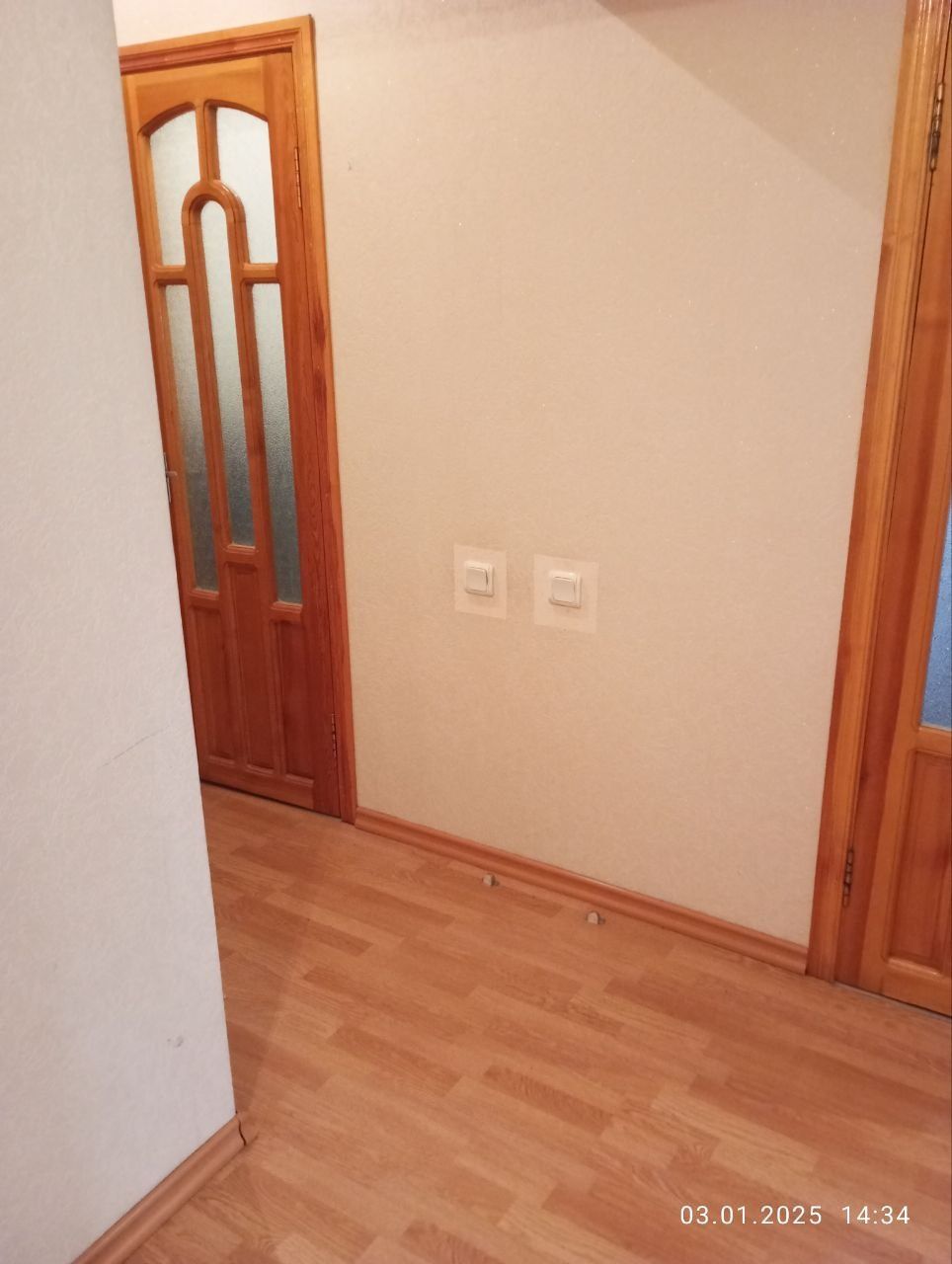 Продаю квартиру на Карасу1 4/2/5 срочно и дёшево