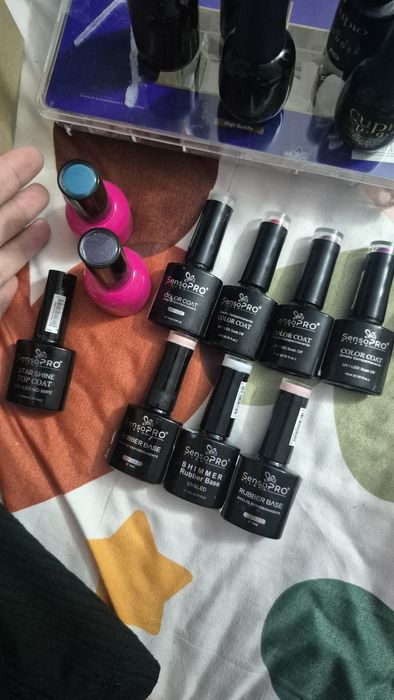 Kit unghii utilizat de 2 ori