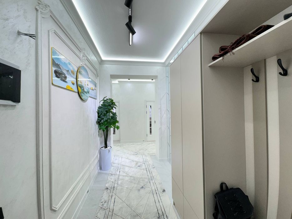Продается 3 комнатная квартира площадью 84 кв.м. По улице Гагарина