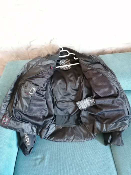 Jacheta motocicliști cu armaturi