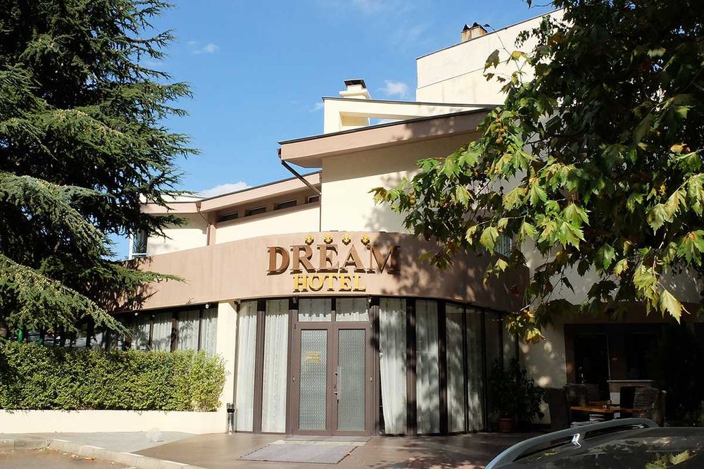 Строителни услуги ремонти   Груп строеж  Покриви    Къщи до ключ -