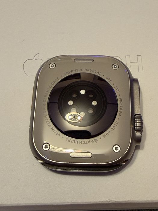 Apple Watch Ultra 49mm Titanium (Orange Alpine Loop M)