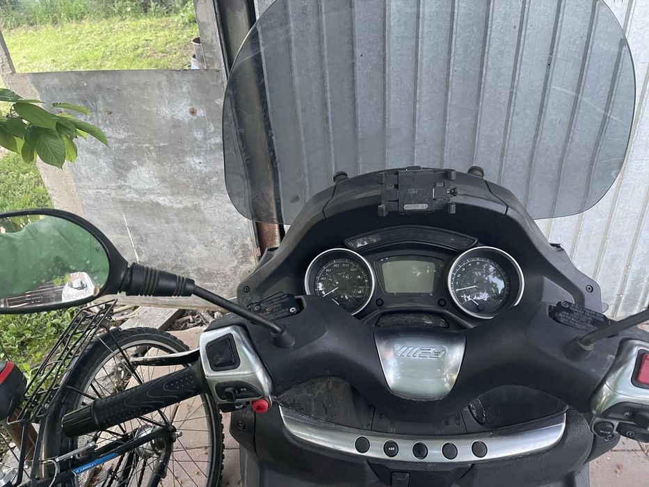 Piaggio mp3 300 lt