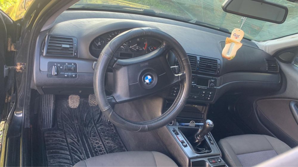 BMW SERIA 3/E56  cu trapa