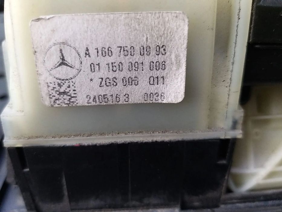 Camera marsarier switch maner deschidere haion mercedes c class w205 a1667500993 01150091006 011500909