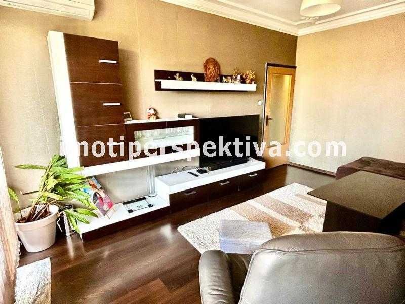 Продава се Тристаен апартамент в Пловдив, Тракия - 87 кв.м за 1650 €/кв.м - Снимка #2